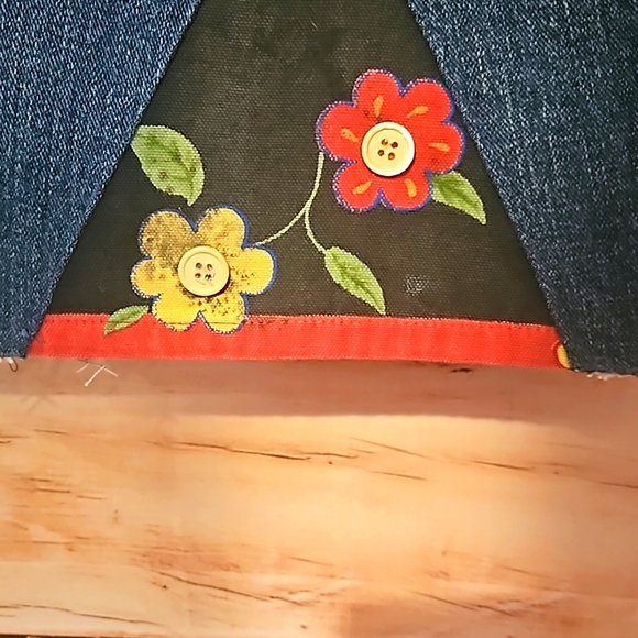 HANDMADE☆UPCYCLED EMBELLISHED DENIM SKIRT! Waist 32 - Picture 7 of 9